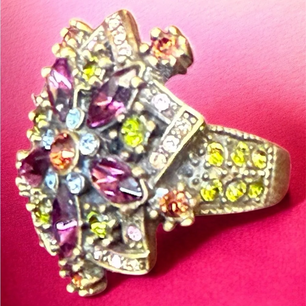 Heidi Daus Authentic Vintage-Style Statement Ring “Breathless” Size 9 NWOT - Picture 2 of 5